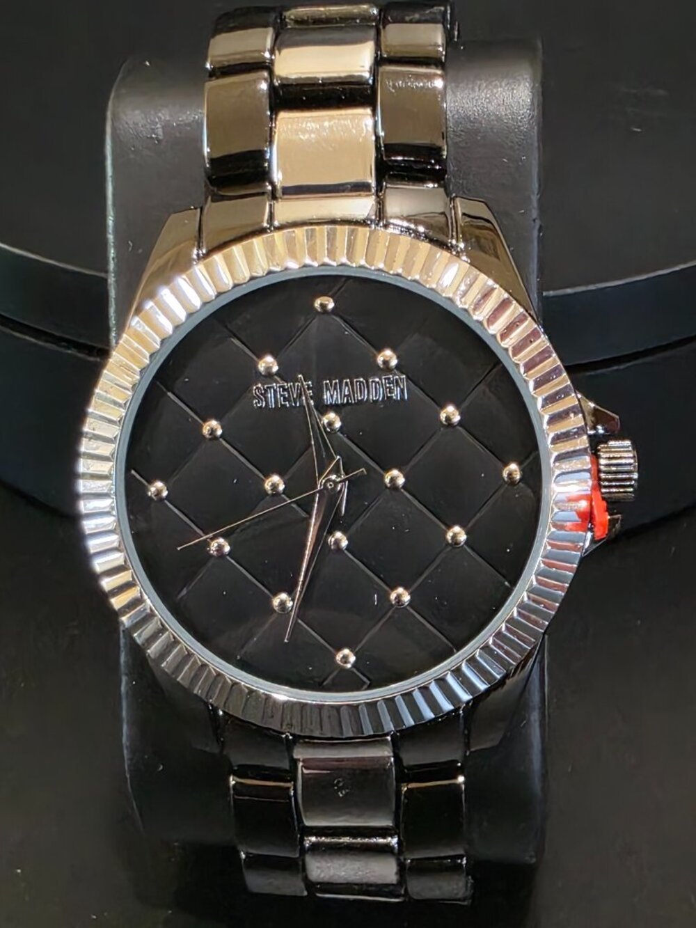 Steve Madden Womens Black Quilted Dial Black Link Bracelet Watch NWW1003 NWOT